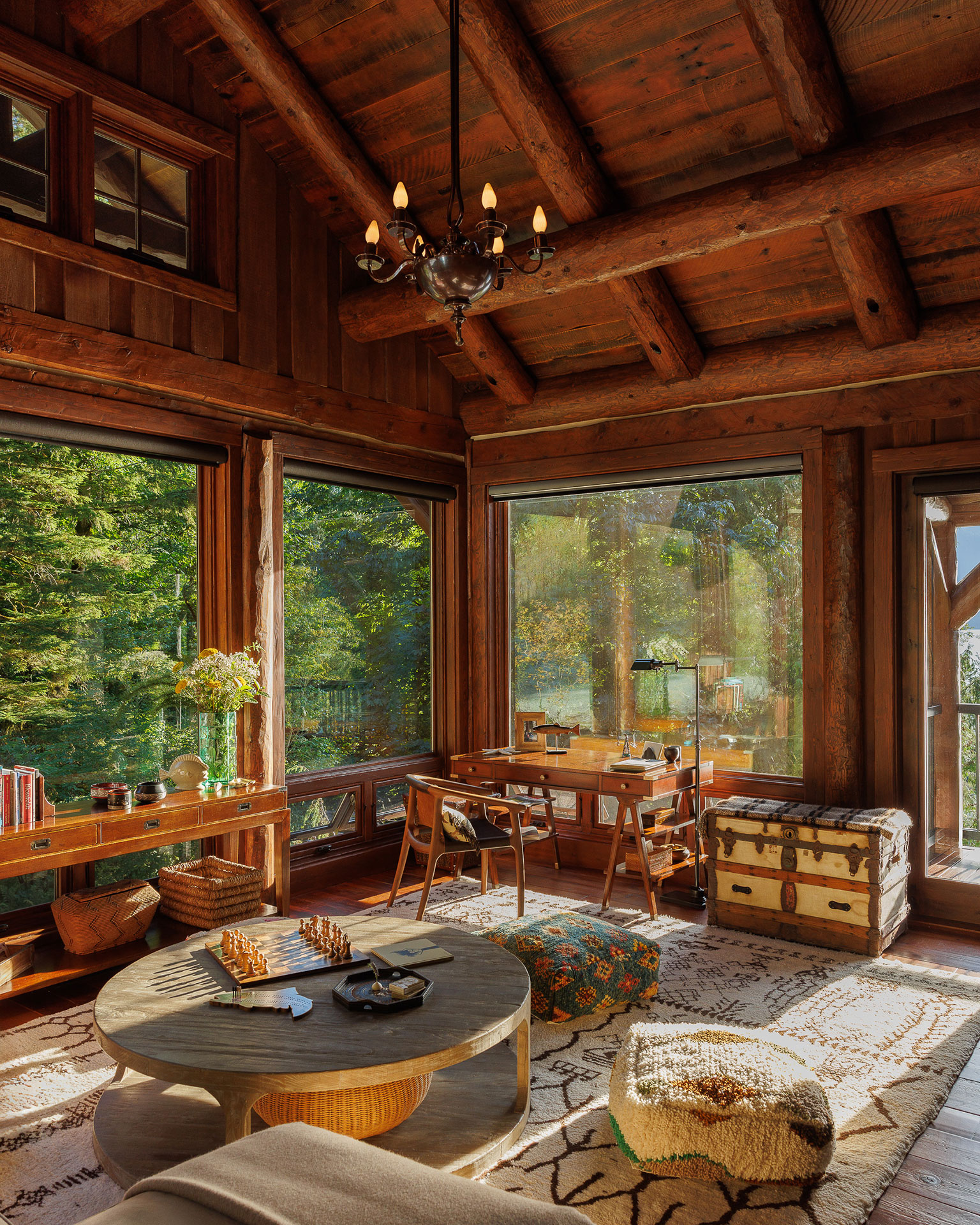 Living room opening on the rainforest