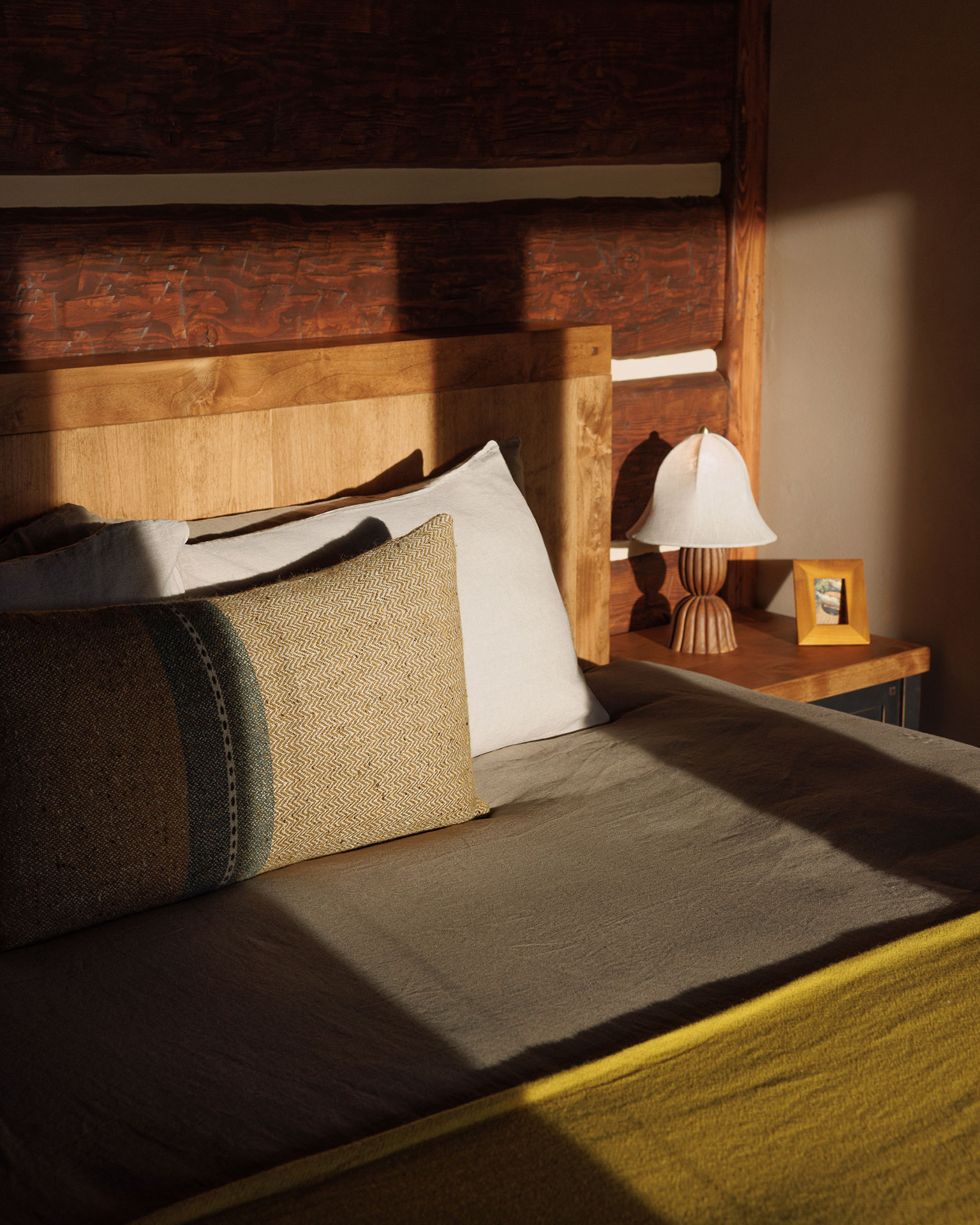 Room facing the Pacific Ocean